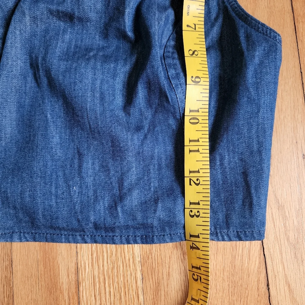 Hollister blue jean cropped top size XS new - Picture 7 of 7